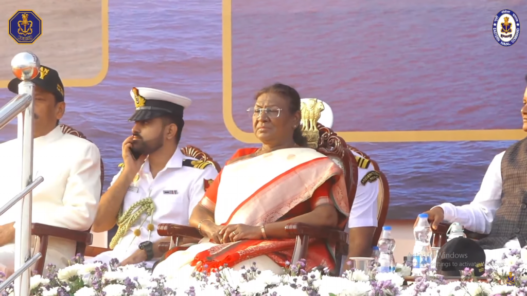 Navy Day: President Murmu