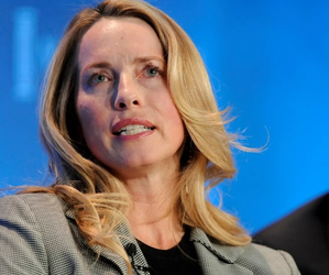 Steve Jobs' wife Laurene Powell prays at UP temple, to visit Maha Kumbh