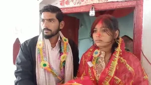 Watch viral wedding video: Married woman ties knot with loan recovery agent, leaves hubby for this reason!