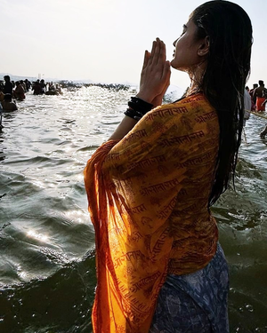 Rasha Thadani shares glimpse of taking holy dip, praying at Maha Kumbh