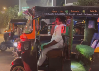 Watch viral video: Auto rickshaw driver’s ‘wholesome’ karaoke at traffic light wins the internet